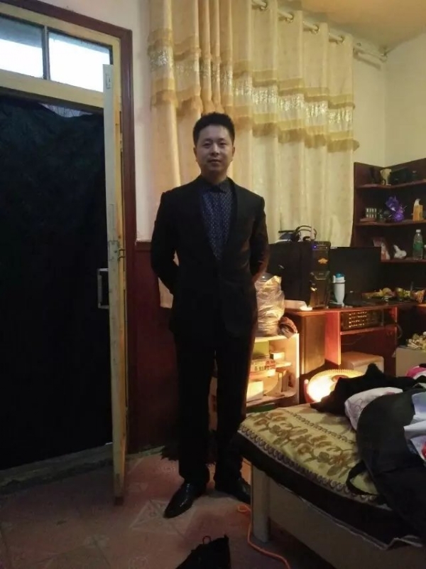 亮亮的第一张照片--上杭相亲网