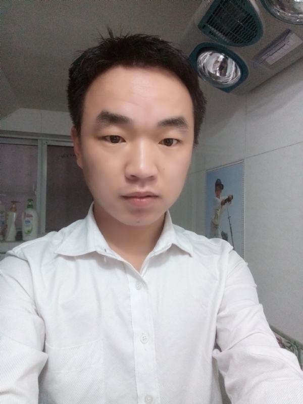 夜凉露沾衣的第二张照片--上杭相亲网