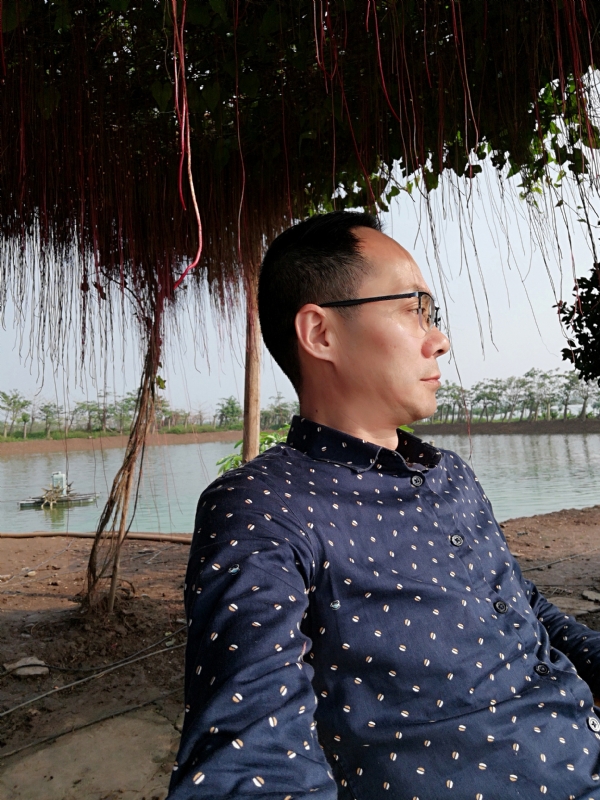 守望烟云的第一张照片--上杭相亲网
