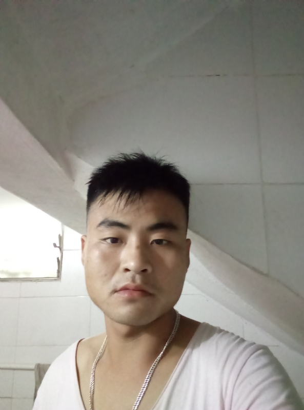 落叶知秋的第一张照片--上杭相亲网