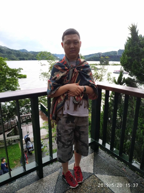 爱情里的俩个人的第一张照片--上杭相亲网