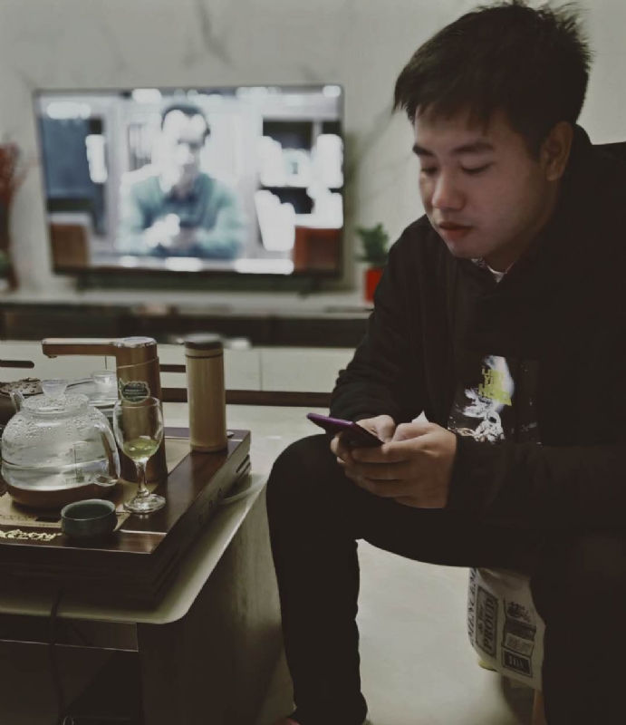 嗯今年能脱单吗的第一张照片--上杭相亲网