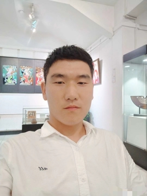 自律人生的第一张照片--上杭相亲网