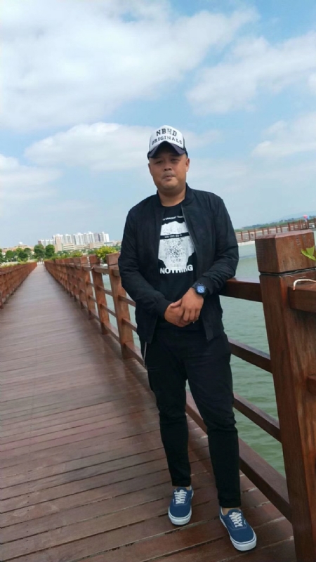 人生如戏的第二张照片--上杭相亲网