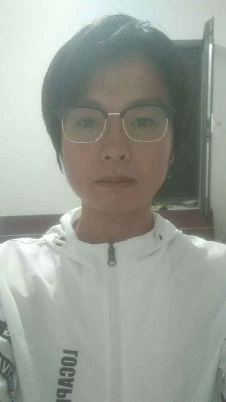 轻吻的第一张照片--上杭相亲网