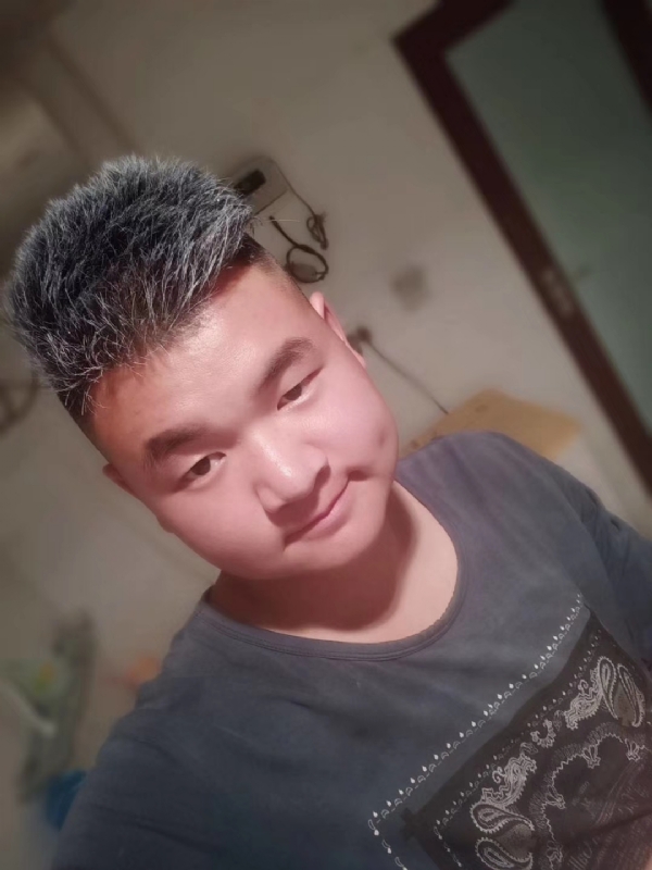 李子木的第二张照片--上杭相亲网