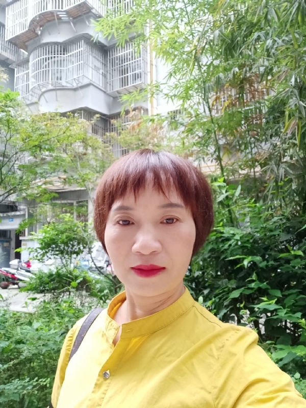 小瓶子的第二张照片--上杭相亲网