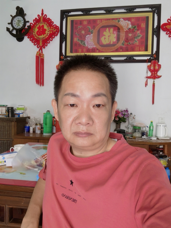 飞天的第一张照片--上杭相亲网
