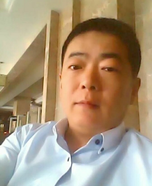 落叶随风的第一张照片--上杭相亲网