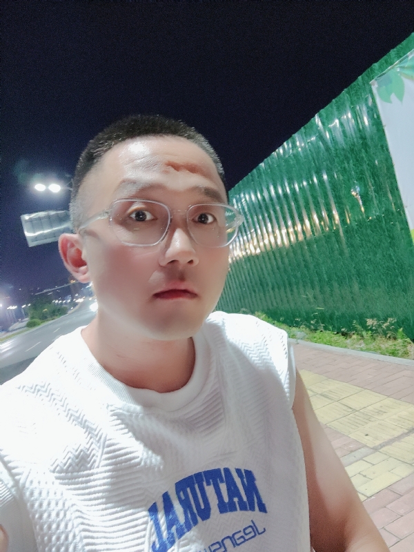 清风烈酒的第一张照片--上杭相亲网