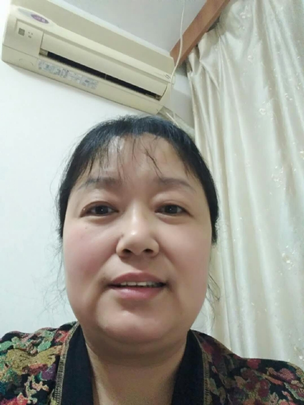 雨中漫步的第一张照片--上杭相亲网