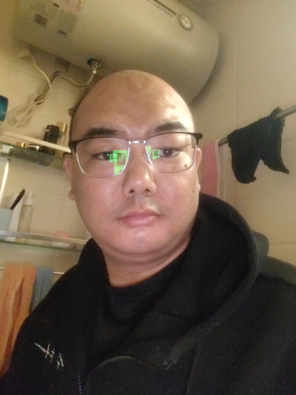 小胖子的第一张照片--上杭相亲网