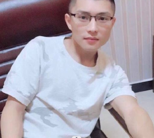 辉辉辉的第一张照片--上杭相亲网