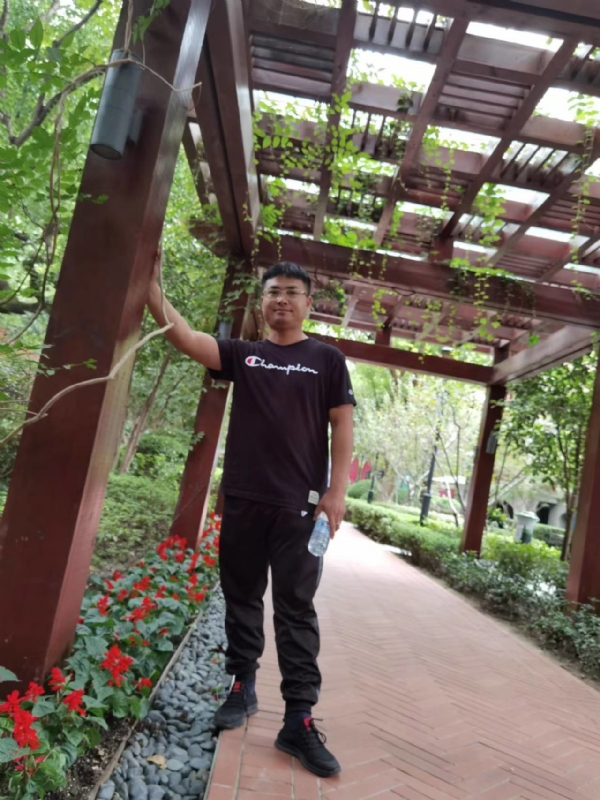 会飞的鱼的第四张照片--上杭相亲网
