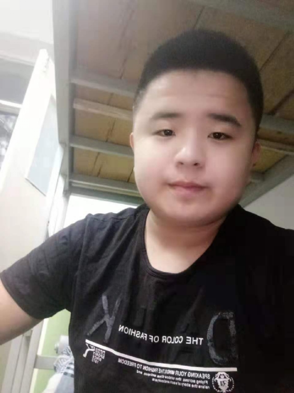 打小就爱淘气的第一张照片--上杭相亲网