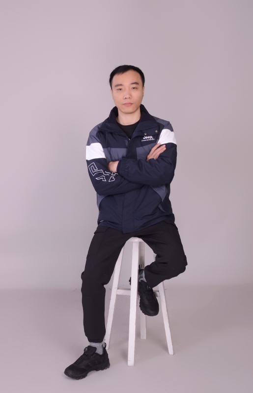 一只孤单的猫的第一张照片--上杭相亲网