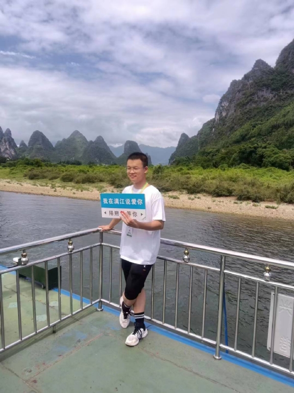 决胜时刻的第一张照片--上杭相亲网