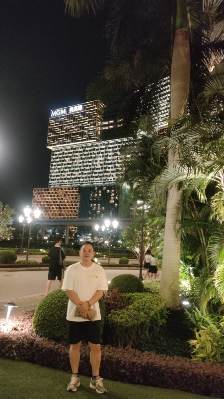 熟悉的身影的第一张照片--上杭相亲网