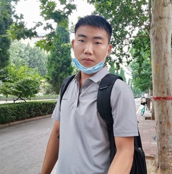 90年男征婚的第一张照片--上杭相亲网