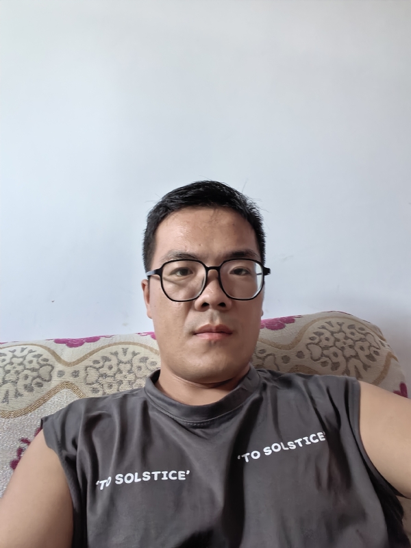 卫TF的第三张照片--上杭相亲网